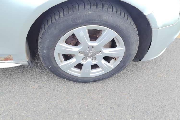 Used Audi A4L 2010 2.0 TFSI Standard Edition Right Front Wheel Hub