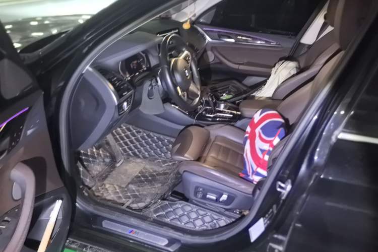 Used BMW X3 2021 xDrive30i Luxury Model with M Sport Package Left Front Seat