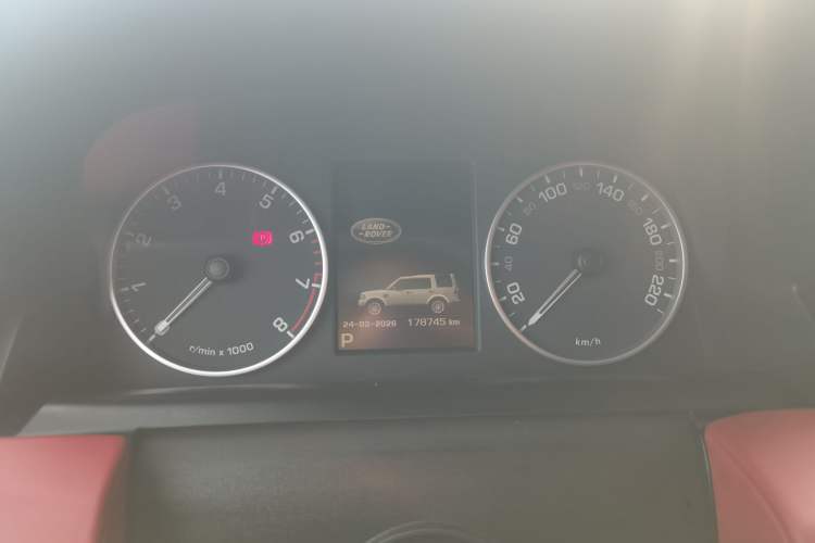 Used Land Rover Discovery 2015 3.0 SC V6 HSE Instrument Cluster