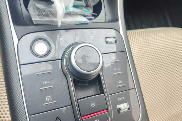 Used BYD Destroyer 05 2022 DM-i 120KM Prestige Model Gear Lever