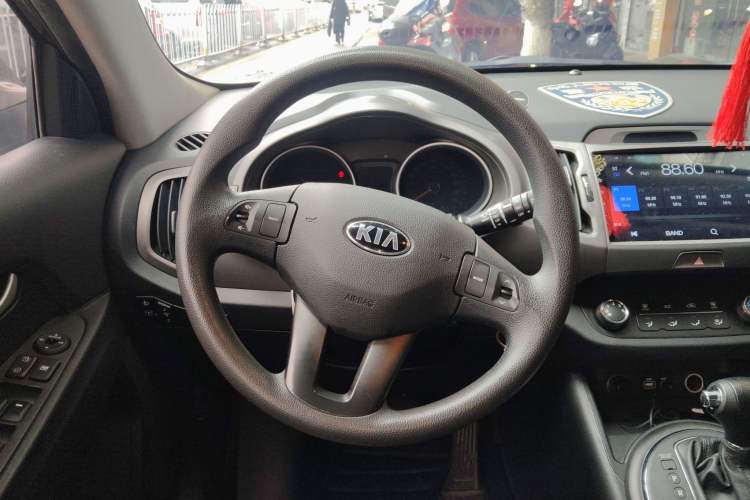 Used Kia Sportage R 2015 2.0L Automatic Two-Wheel Drive GL
