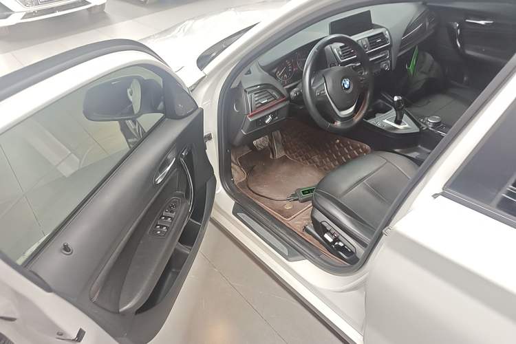 Used BMW 1 Series 2015 120i Sport Design Package