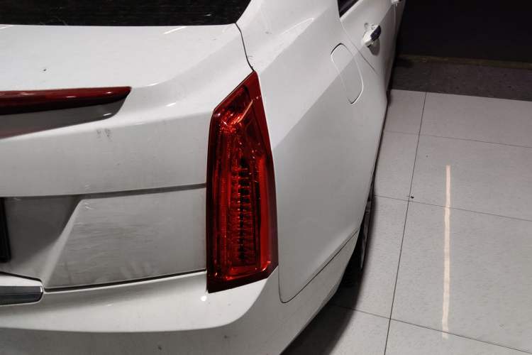 Used Cadillac ATS-L 2014 25T Comfort Model Right Rear Taillight