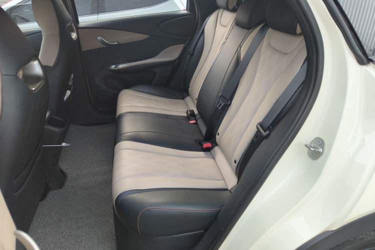 Used BYD Dolphin 2023 420 km Free Version
