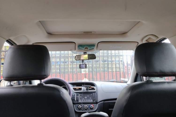 Used HYOSOW S2 2015 1.5L Manual Luxury Edition China IV Headliner