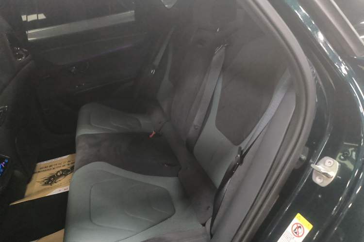 Used BYD Han 2022 EV 610 km All-Wheel-Drive Qianshan Cui Limited Edition
