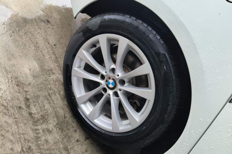 Used BMW 3 Series GT 2017 320i Sport Edition
