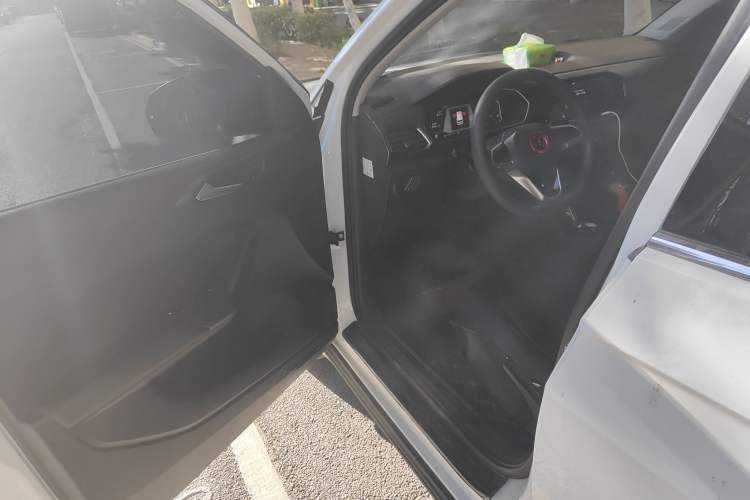 Used Volkswagen Tacqua 2020 1.5L Automatic Yue
