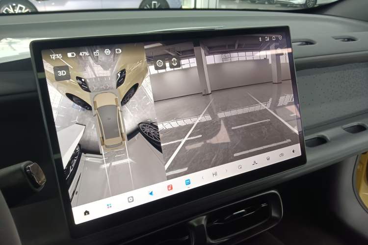 Used Leapmotor Lafa5 2026 Model 605 Max Audio And AC Panel