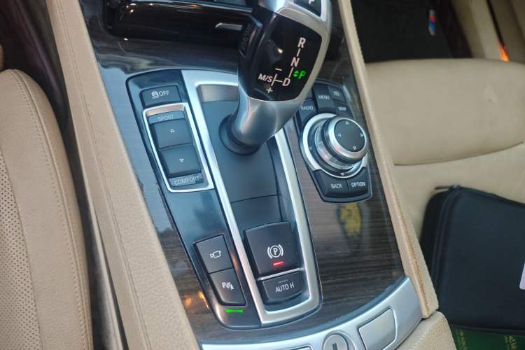 Used BMW 7 Series 2009 740Li Luxury Model
