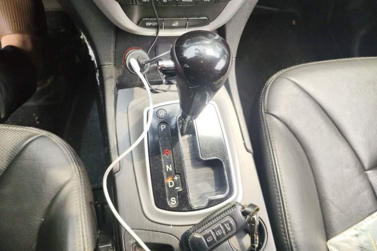 Used GAC Trumpchi GS5 2014 2.0L Automatic Two-Wheel Drive Anniversary Value Edition