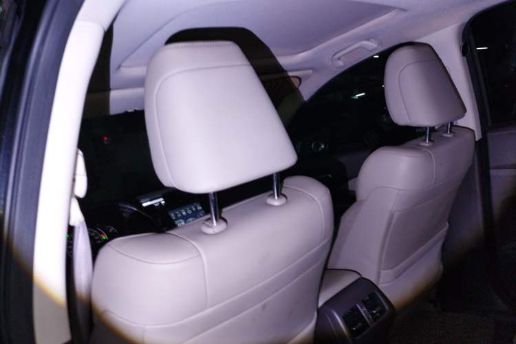 Used Honda CR-V 2013 2.4L four-wheel drive luxury version