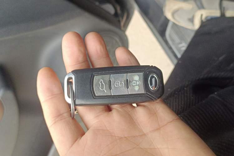 Used GAC Trumpchi GS5 Super 2015 1.8T Automatic Two-Wheel Drive Luxury Edition Vehicle Key