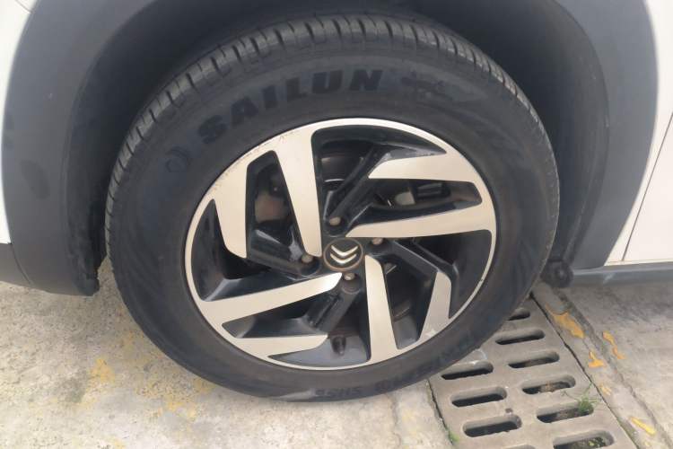 Used Citroen C3-XR 2015 1.6L Automatic Pioneer Model Exterior 4