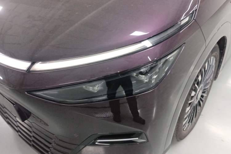 Used XPeng X9 2025 740 Ultra-Long Range Max Left Front Headlight