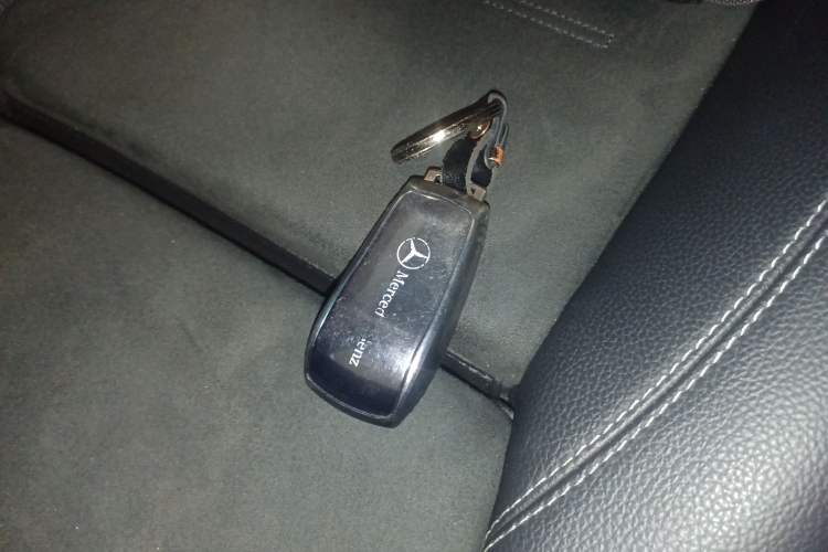 Used Mercedes-Benz A-Class 2020 Restyled A 200 L Sport Sedan Fashion Version Vehicle Key
