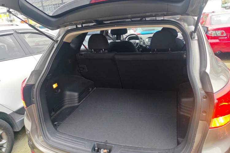 Used Hyundai ix35 2013 2.0L Manual 2WD Comfort GL China IV Standard