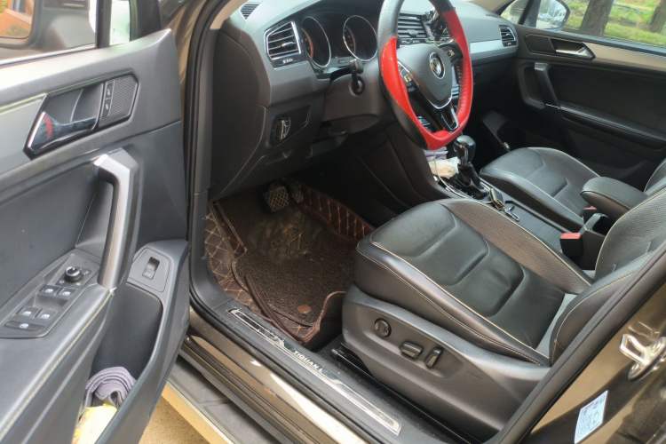 Used Volkswagen Tiguan L 2017 330TSI Automatic Two-Wheel Drive Flagship Edition Driver Seat