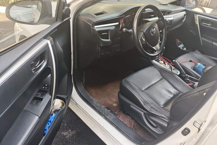 Used Toyota Corolla 2014 1.6L CVT GL-i Leather Edition
