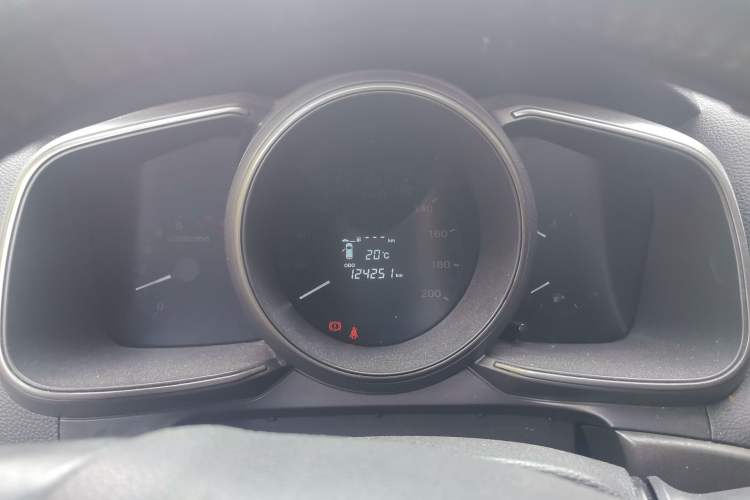 Used CHANGAN OSHAN CX70 2016 1.6L Manual Smart Connect Version Instrument Cluster