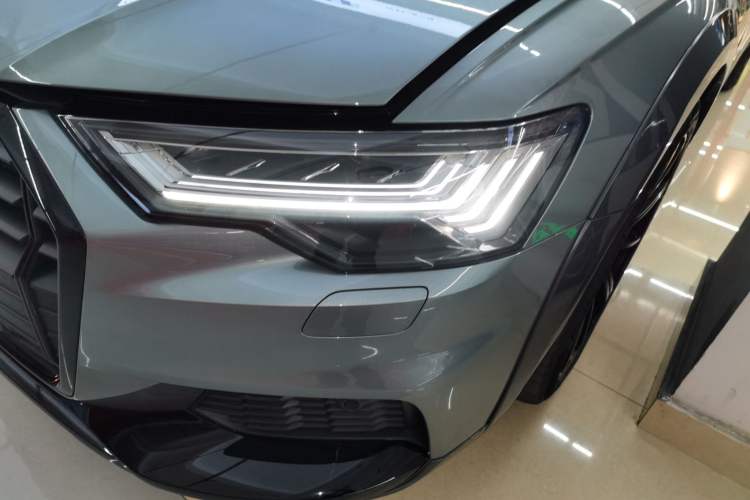 Used Audi A6 2021 allroad quattro Explorer 55 TFSI Prestige Off-Road Model