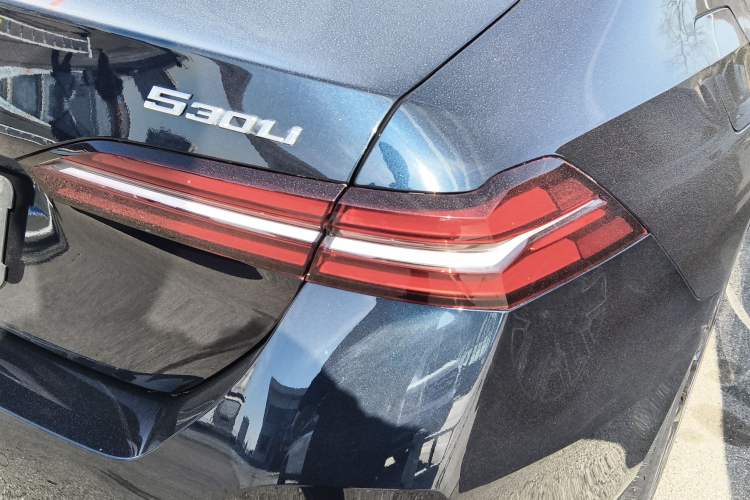 Used BMW 5 Series 2025 530Li Luxury Edition M Sport Package
