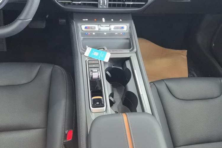 Used Lincoln Z 2025 2.0T Prestige Edition
