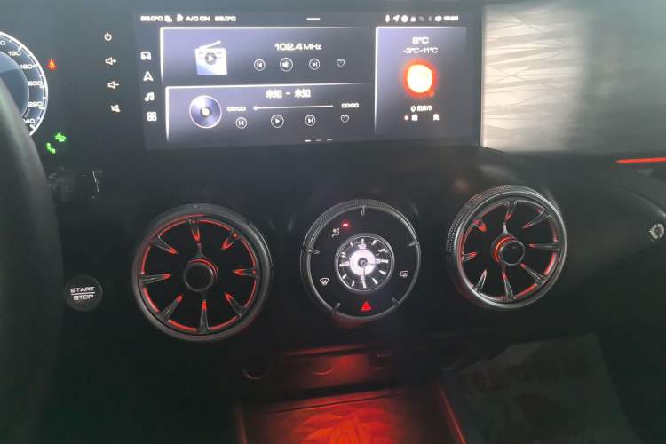 Used Tank 300 2021 City Edition 2.0T—Truly Stylish
