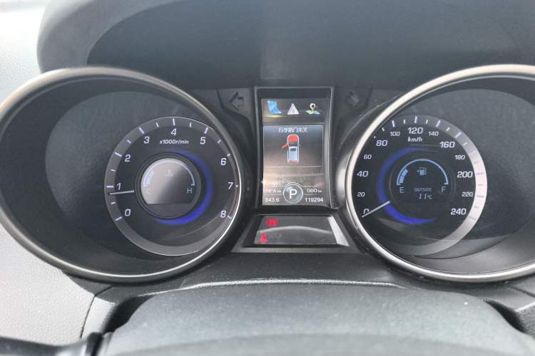 Used Changan CS75 2016 1.8T Automatic Elite Model China V Standard