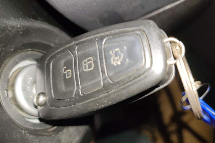 Used Ford Focus 2017 Sedan 1.6L Automatic Fashion Edition Smart Drive Version