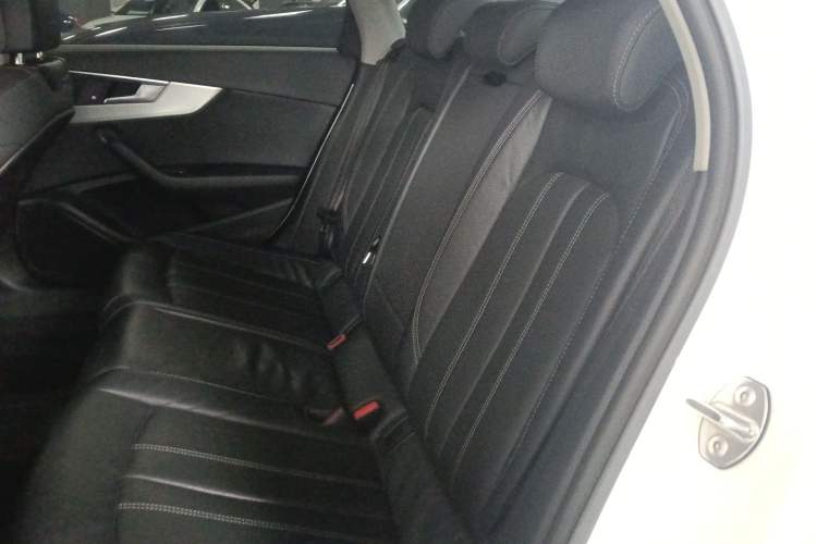 Used Audi A4L 2020 40 TFSI Fashion Dynamic Model
