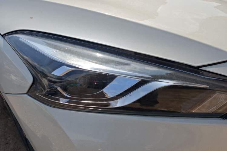 Used Nissan Lannia 2016 1.6L CVT Smart Cool Edition