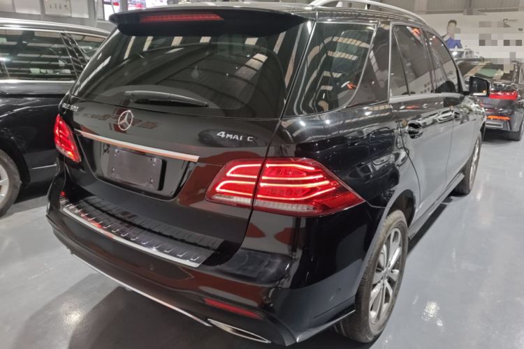Used Mercedes-Benz GLE 2018 GLE 320 4MATIC Dynamic Edition Collector's Edition Rear Right 45 Deg