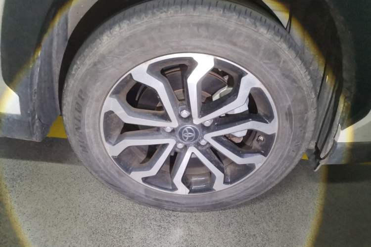 Used Toyota FRONTLANDER 2023 2.0L CVT Luxury Edition