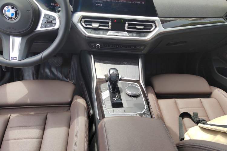 Used BMW 3 Series 2021 325Li M Sport Package Gear Lever