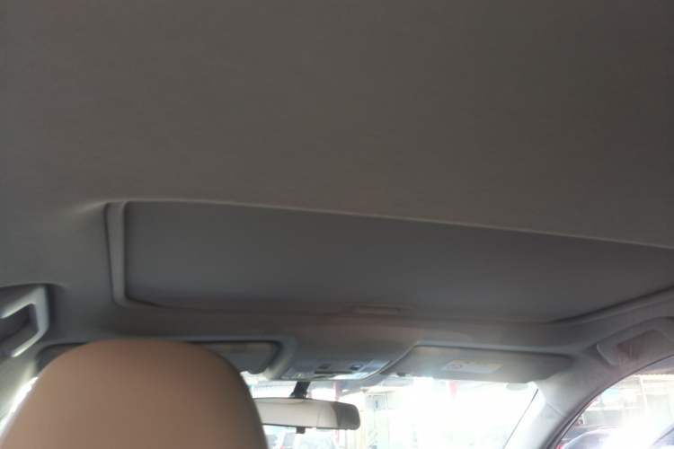 Used Toyota RAV4 2016 2.0L CVT Two-Wheel Drive Fashion Edition China V Standard