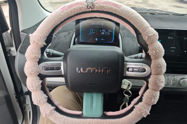 Used CHANGAN NEVO Lumin 2025 205 km Xiangqin Version Steering Wheel
