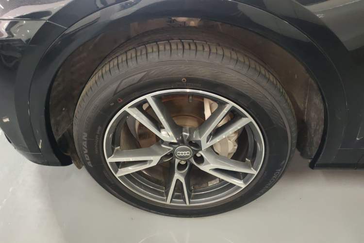 Used Audi Q5L 2020 Updated 40 TFSI Prestige Fashion Edition
