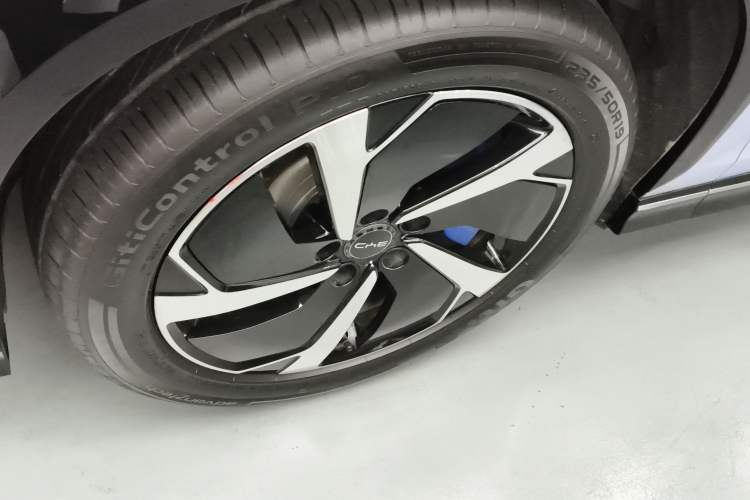 Used BYD Sealion 07 EV 2025 610 Intelligent Driving Edition Left Front Wheel Hub