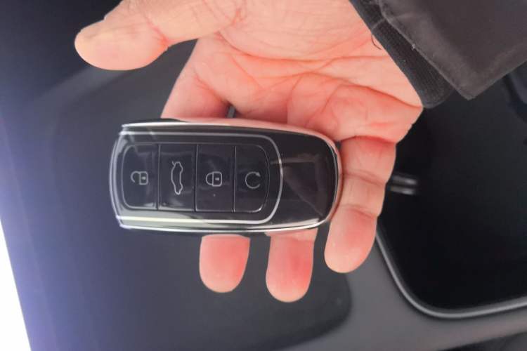 Used Chery Tiggo 7 C-DM 2025 1.5T 120KM Luxury Trim Vehicle Key