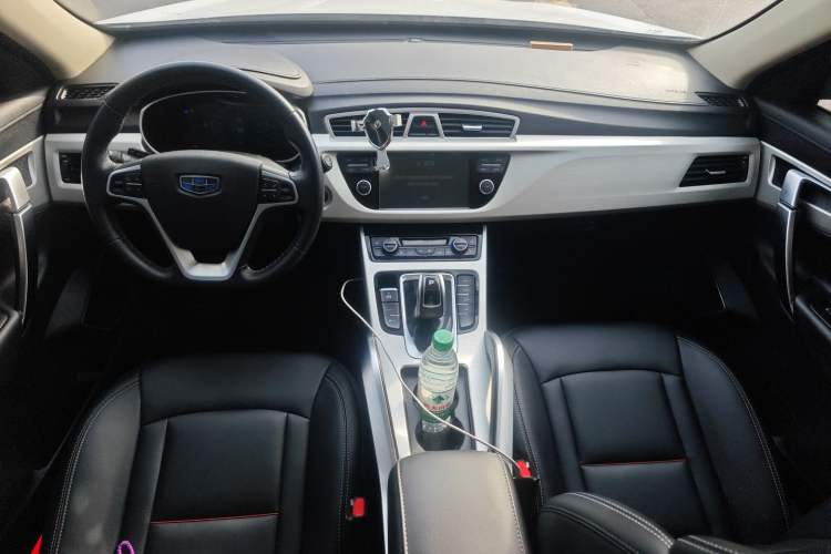 Used Geely Auto Emgrand X7 Sport 2020 1.8TD DCT Two-Wheel Drive Smart Connect 4G-Enabled Version