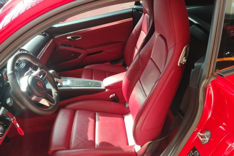 Used Porsche 718 2018 Cayman 2.0T