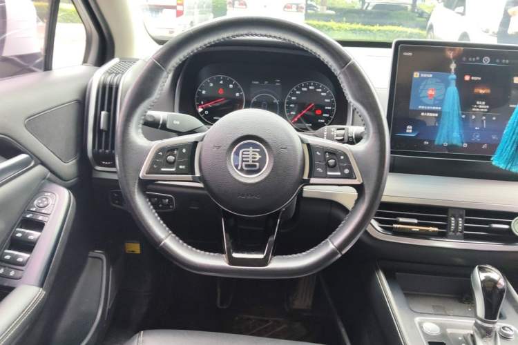 Used BYD Tang 2018 2.0T Automatic Smart Connect Prestige 7-Seater China V Standard
