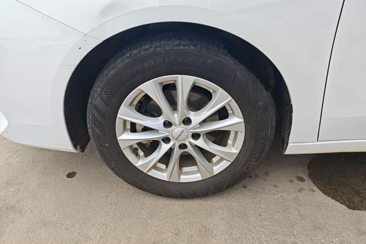 Used Roewe i5 2023 1.5L CVT Luxury Edition Left Front Wheel Hub