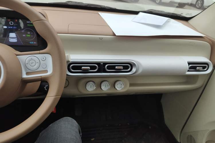 Used Wuling Hongguang MINIEV 2024 3rd Generation 215km Youth Edition
