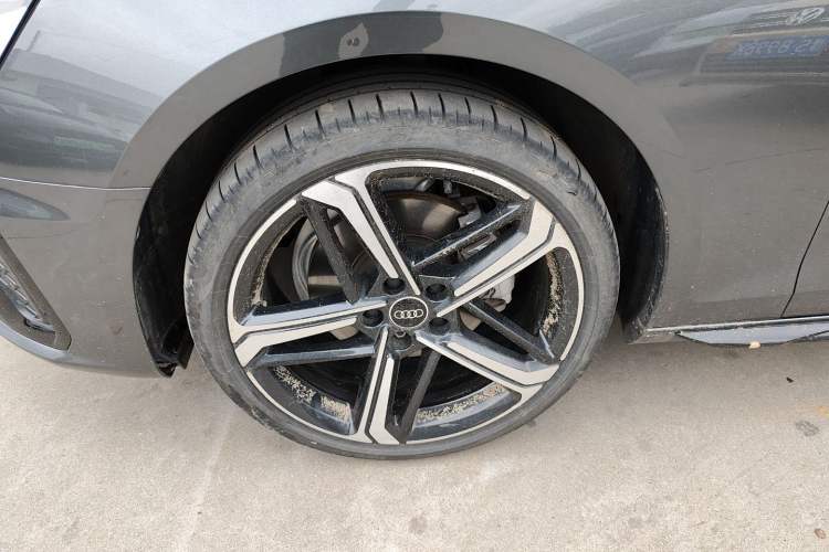 Used Audi A4L 2024 40 TFSI Luxury Dynamic Edition
