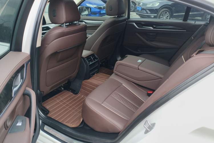 Used BMW 5 Series 2022 Second Facelift 525Li Luxury Package