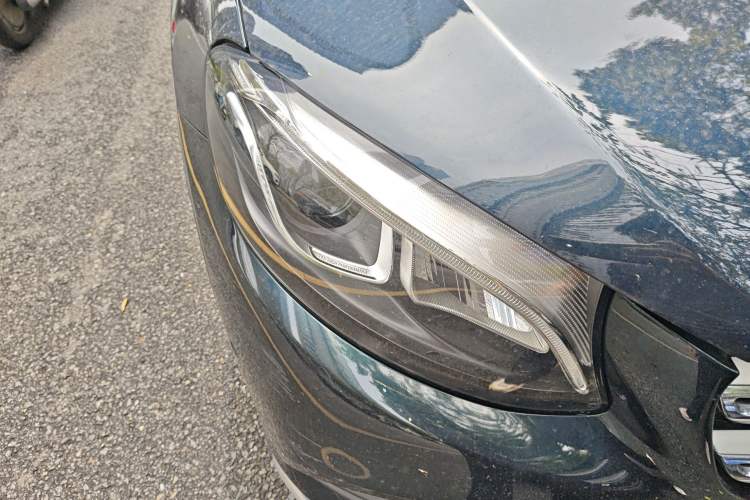 Used Mercedes-Benz GLC 2019 Facelift GLC 260 L 4MATIC Luxury Model Right Front Headlight