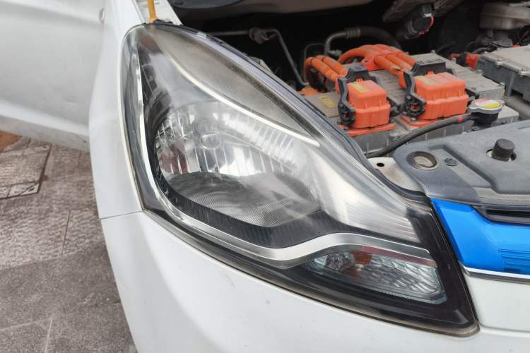 Used CHANGAN Benni EV 2019 EV360 Standard Model Right Front Headlight