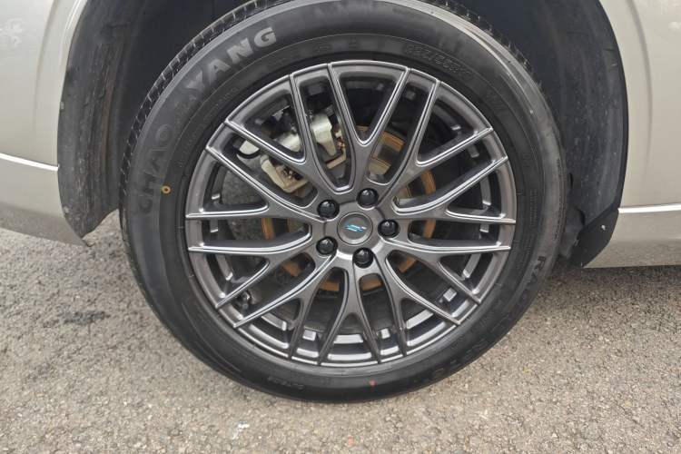 Used Oshan Z6 2022 Blue Whale 1.5T DCT Luxury Model
